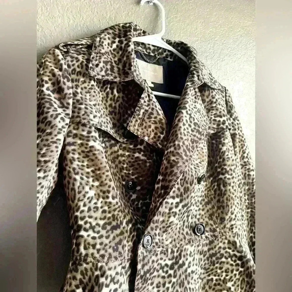 Banana Republic Leopard Peplum Jacket Short Trench XS Button-up EUC - Picture 6 of 11